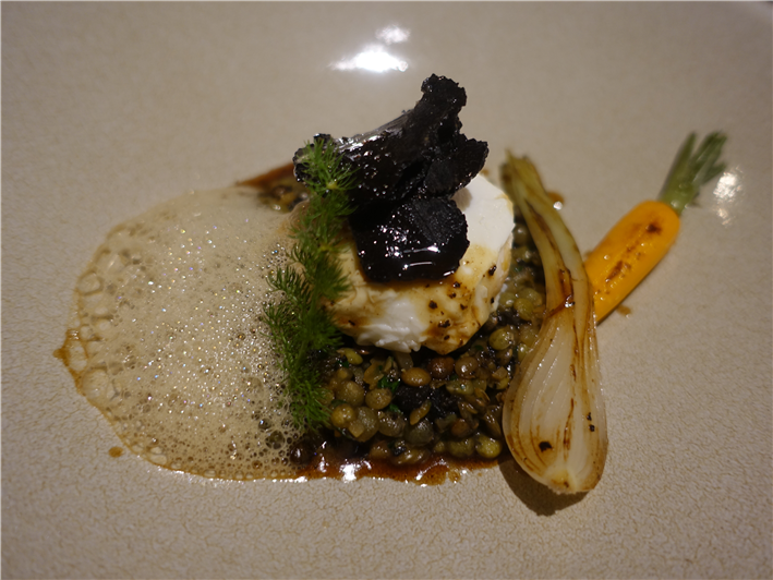 poached egg and puy lentils